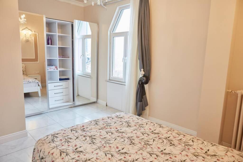 Taksim Square Apartment, Great View, Luxury Estambul Exterior foto